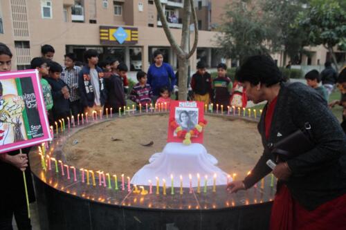 12 (1) (1) (1) (1) (1) (1) (1) (1)